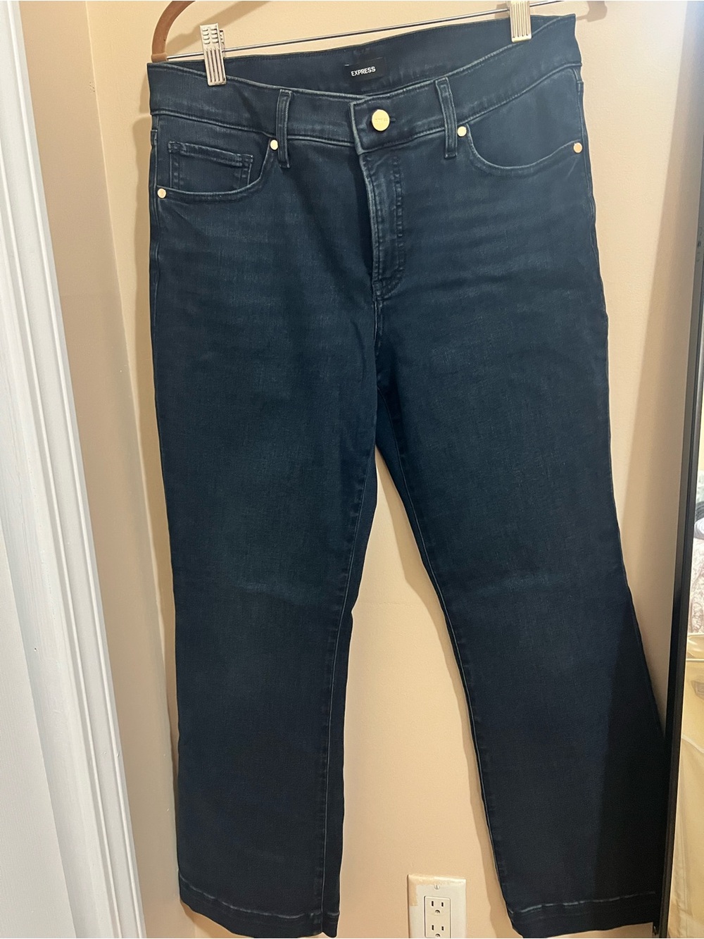 Express Women's Dark Indigo Cropped Straight Jeans